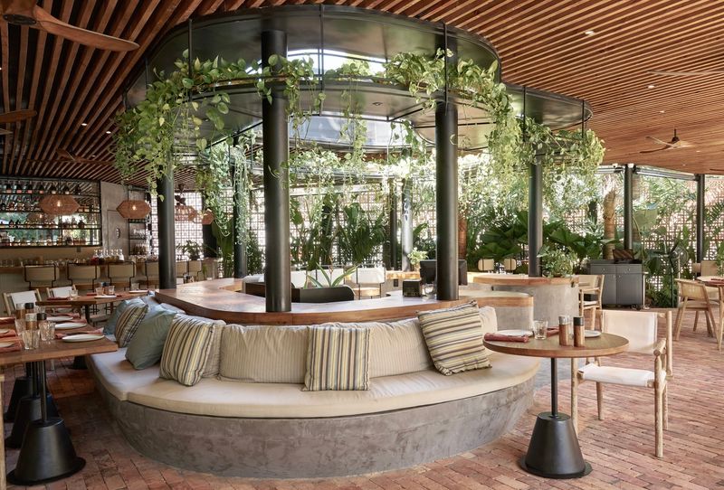 Thi Công Cafe Phong Cách Tropical 10 Cận cảnh nội thất quán cafe Tropical