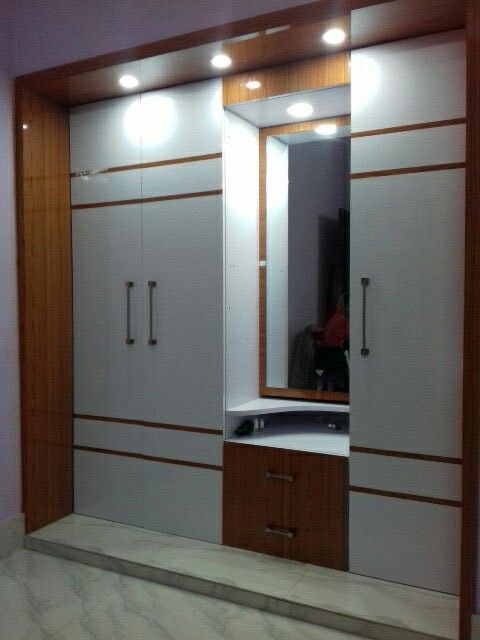 Tủ quần áo ốp tường 11 tủ ốp tường tích hợp bàn trang điểm