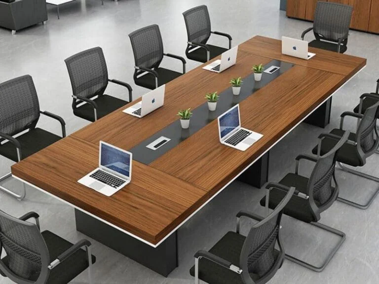 Bàn họp gỗ MDF với mức giá 9.250.000 VNĐ