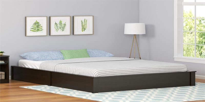 Giường ngủ gỗ kích thước phù hợp tạo không gian hài hòa cho phòng ngủ