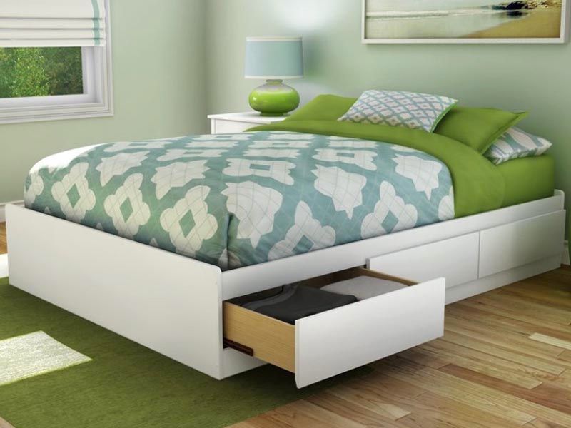 Giường ngủ ván gỗ MDF màu trắng phù hợp với nhà phong cách hiện đại