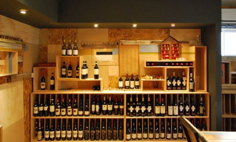 Hình ảnh thiết kế cửa hàng rượu vang