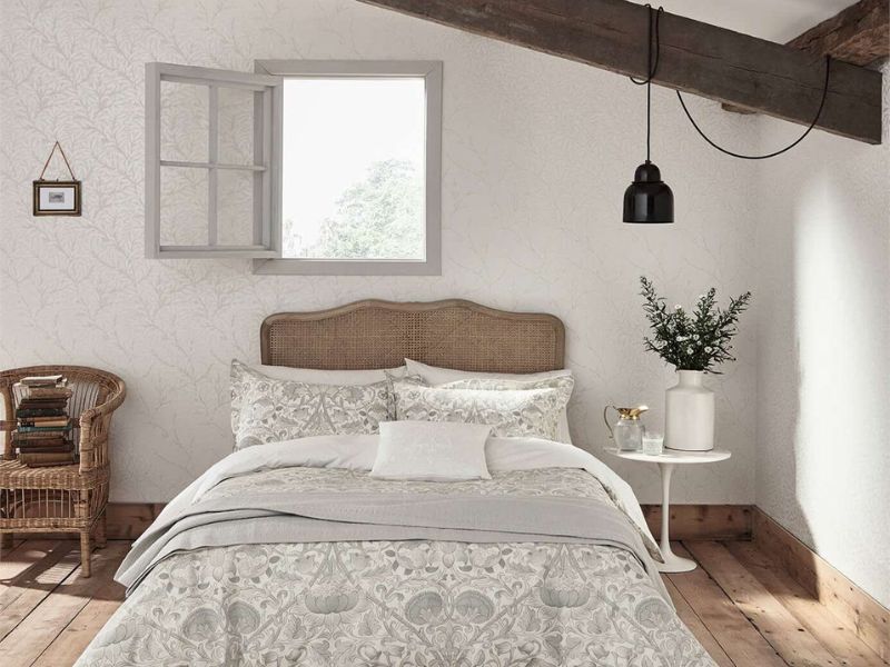 Phòng ngủ với sản phẩm trang trí nội thất đơn giản nhưng tinh tế 