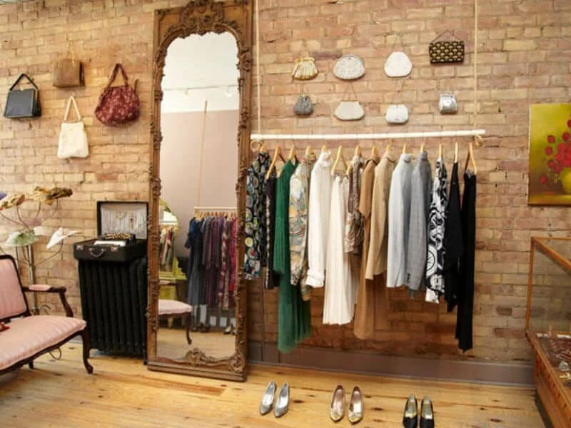 thiết kế shop quần áo vintage