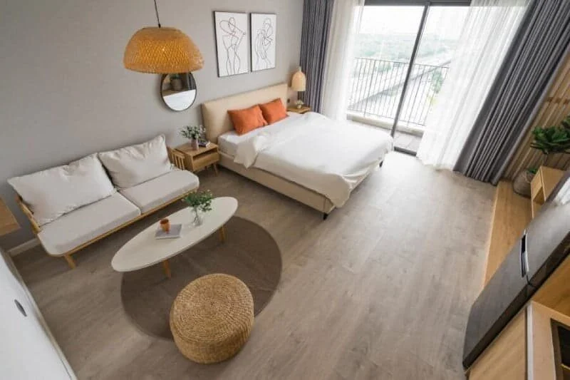 Thiết kế căn hộ mini với khu sinh hoạt nhỏ gọn và đồ nội thất vừa tỷ lệ