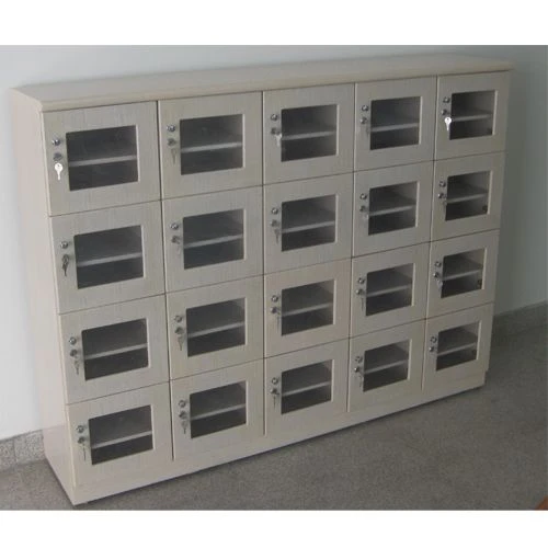 tu-locker-go-co-kinh Tủ Locker 18 Ngăn