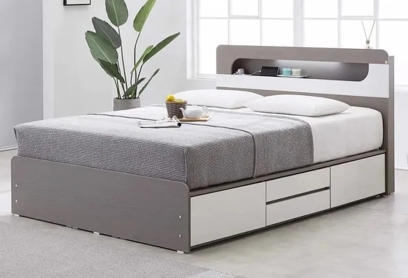 mau-giuomau-thiet-ke-don-gian-co-nhieu-ngan-keo-ben-hong-de-chua-do Giường ngủ 1m2 gỗ công nghiệp