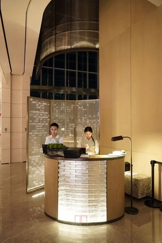 quay-thu-ngan-le-tan-nha-hang TOP 10+ QUẦY LỄ TÂN NHÀ HÀNG