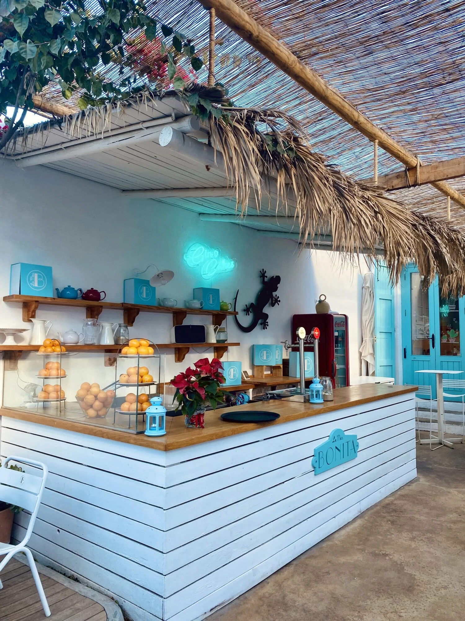 Quay-Bar-Ngoai-Troi-3 Quầy Bar Ngoài Trời