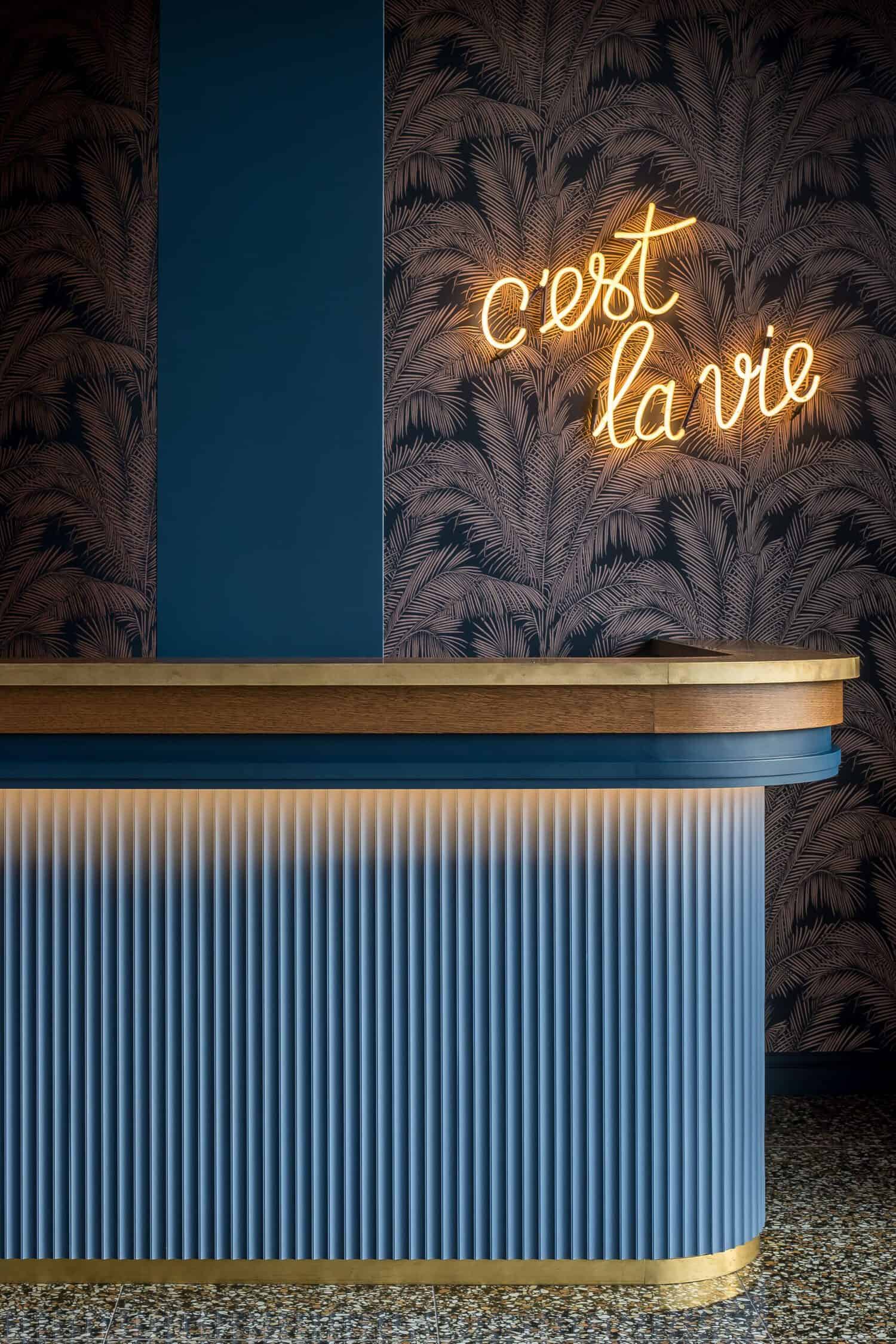 Quầy Cafe Tích Hợp Led 2 Quầy cafe