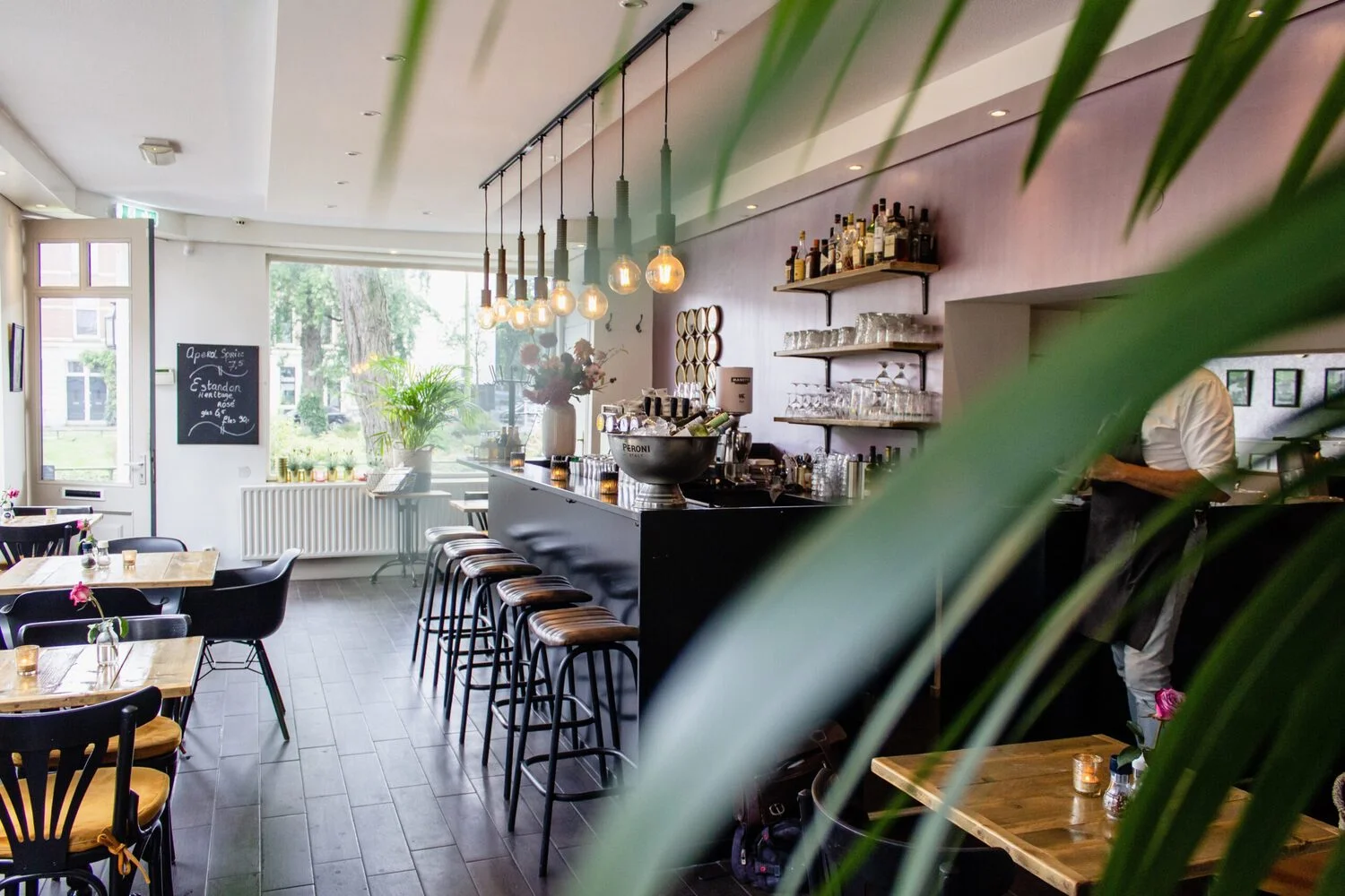 Thiết Kế Quán Cafe