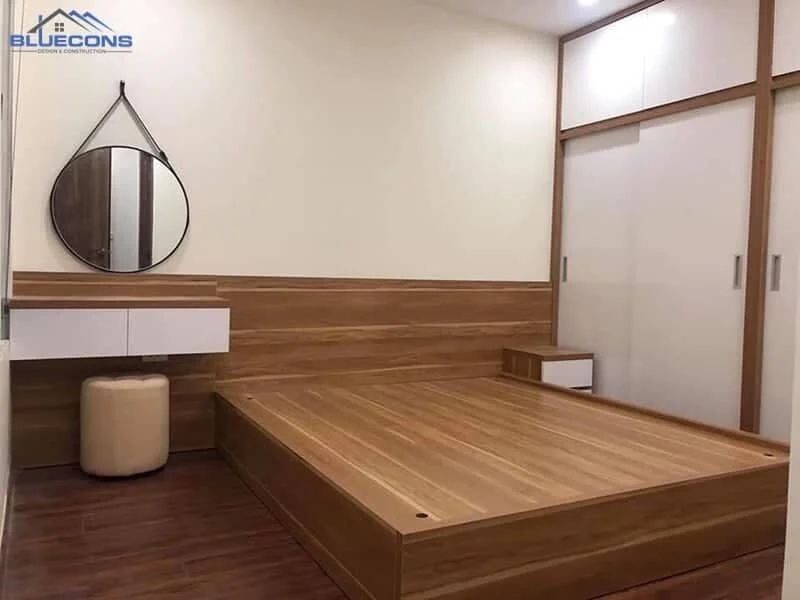 Căn hộ một phòng ngủ sử dụng nội thất gỗ công nghiệp màu sáng