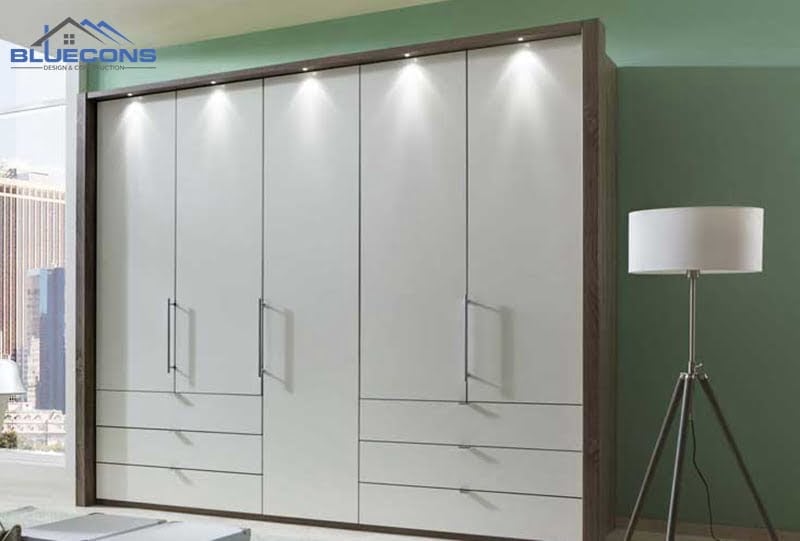 Mẫu tủ quần áo 5 cánh thiết kế đơn giản