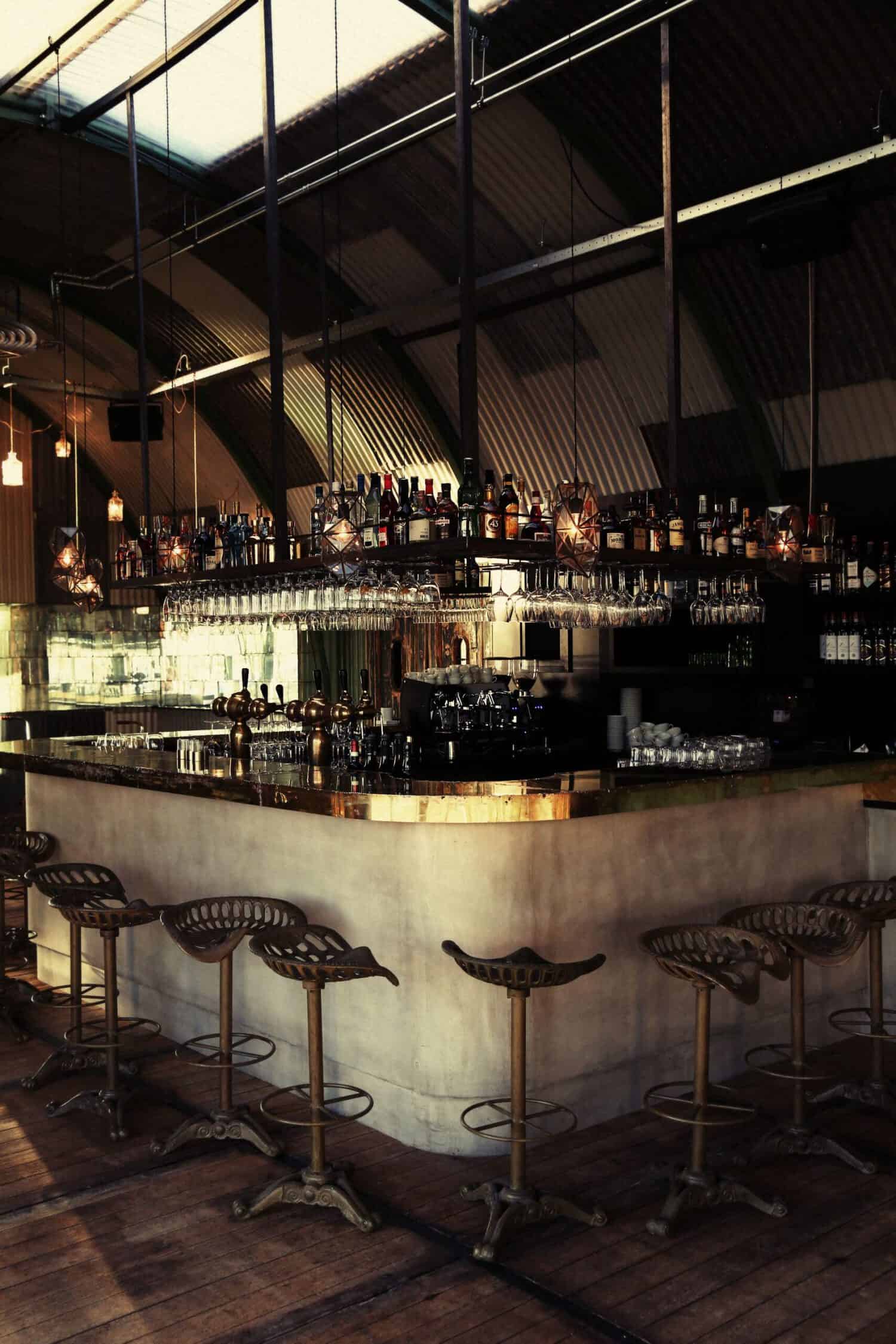 Quầy Bar Chữ U 2 Quầy Bar Chữ U