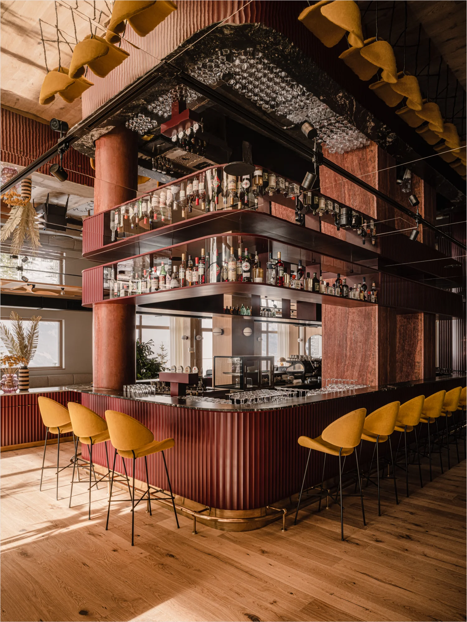 Quầy Bar Gỗ Ốp Đá Kết Hợp Khung Sắt