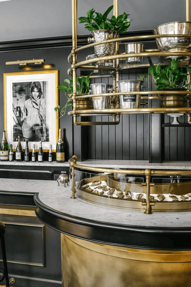 Quầy Bar Vòng Cung