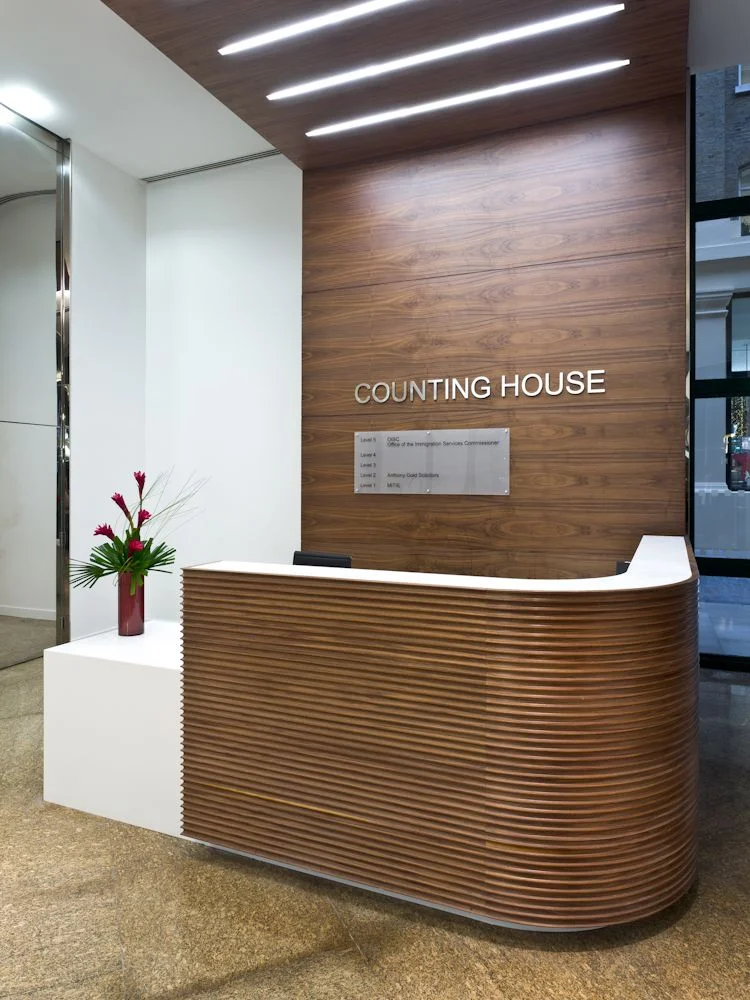 Quầy Lễ Tân Phối Sọc