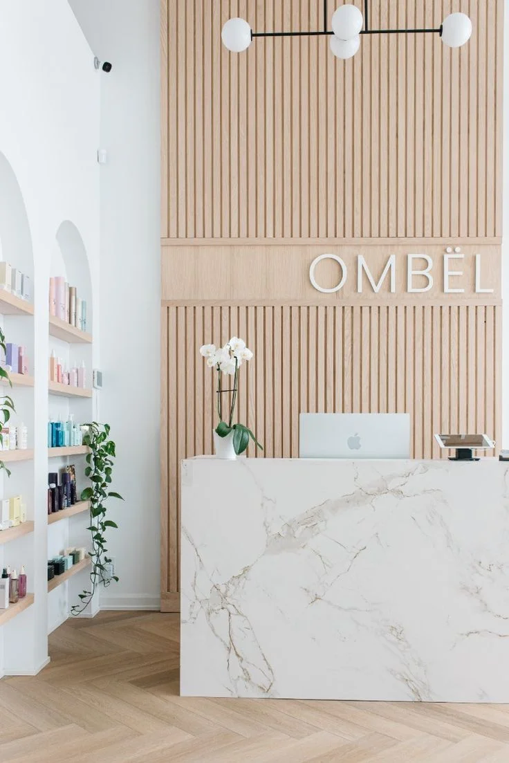 Quầy Lễ Tân Spa Nhỏ Gọn