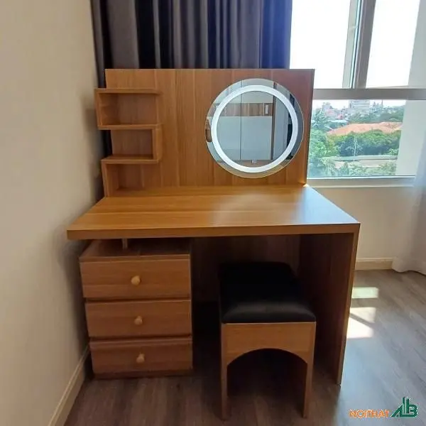 Bàn trang điểm nhỏ