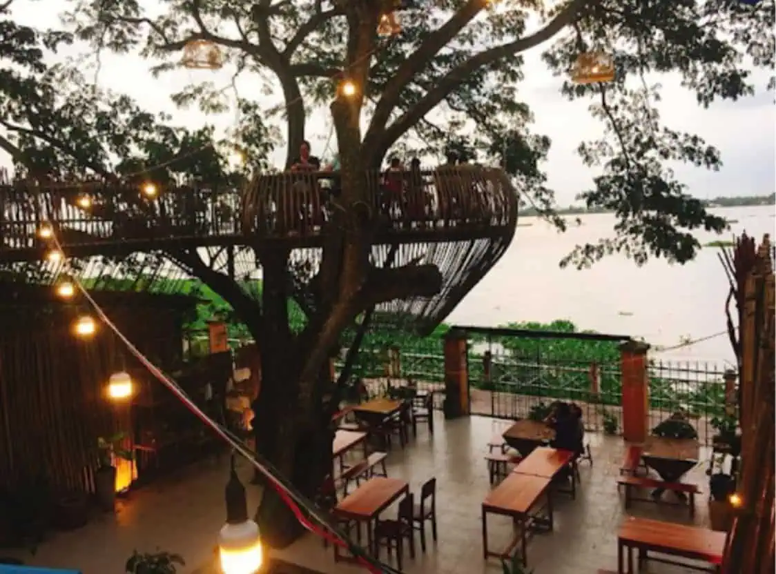 cac-mau-thiet-ke-quan-cafe-10 Tổng hợp các mẫu thiết kế quán cafe đẹp năm 2024