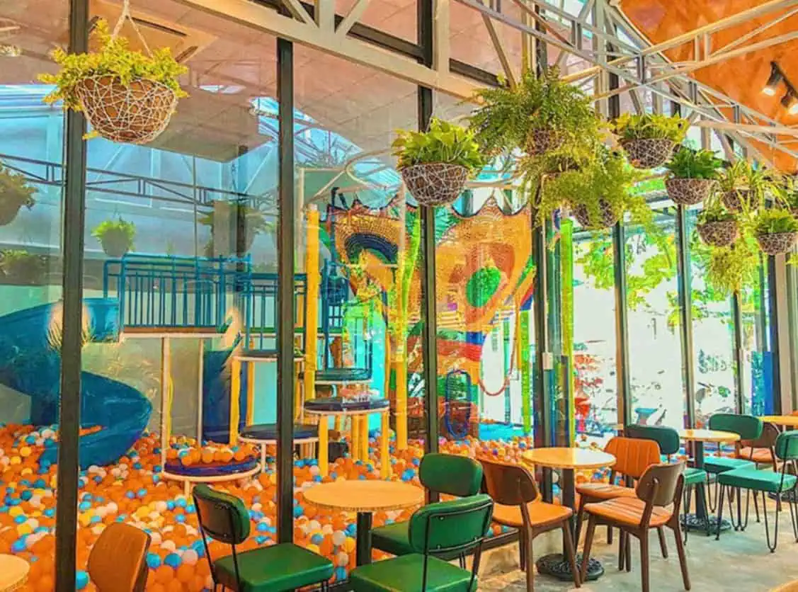 cac-mau-thiet-ke-quan-cafe-6 Tổng hợp các mẫu thiết kế quán cafe đẹp năm 2024