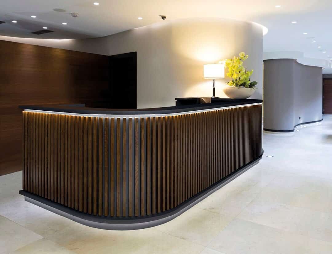 dien-tich-quay-le-tan-laho-hxlj Diện tích quầy lễ tân