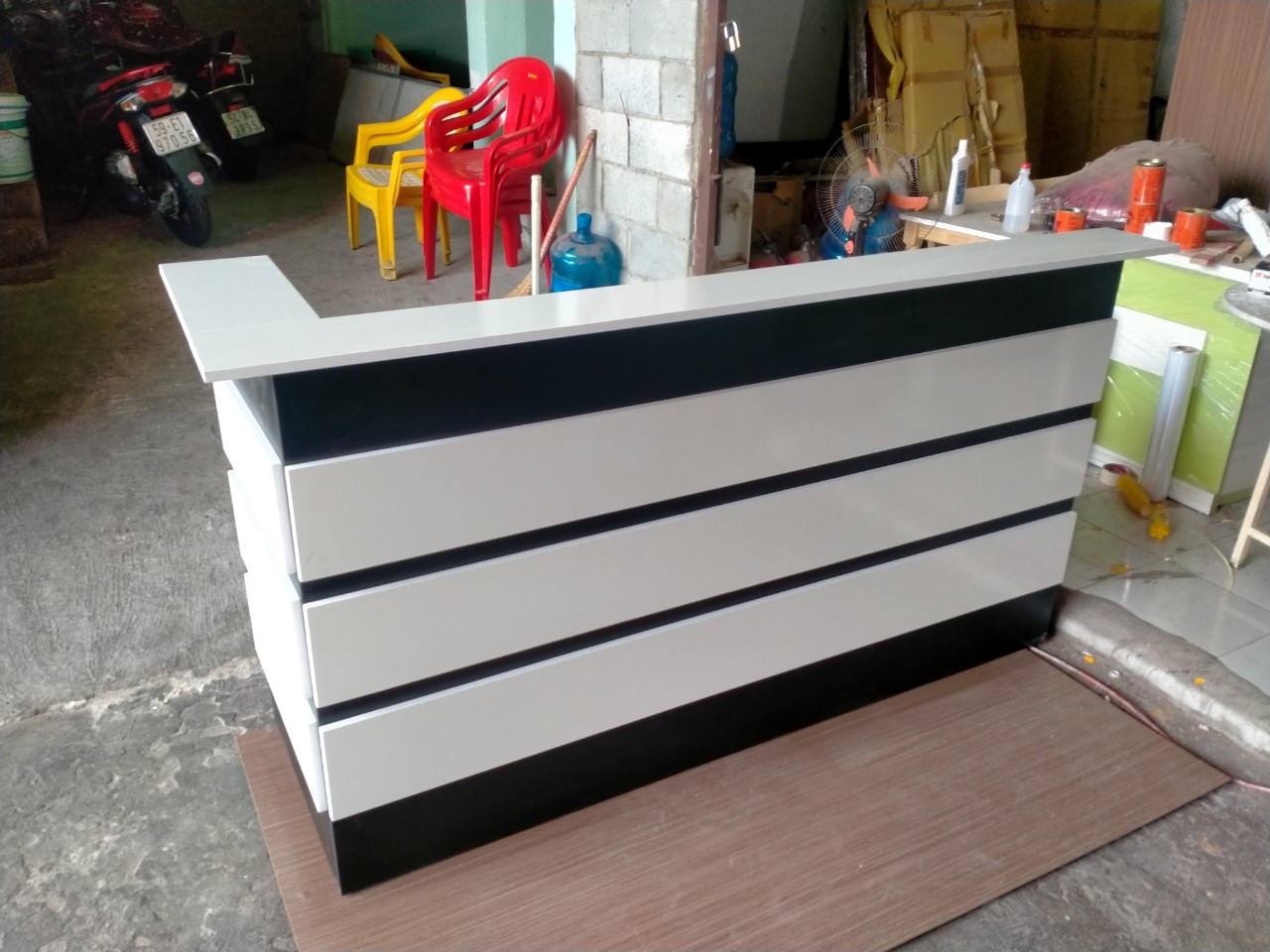 50 Mẫu Quầy Thu Ngân Chữ L Giá Xưởng QLT017