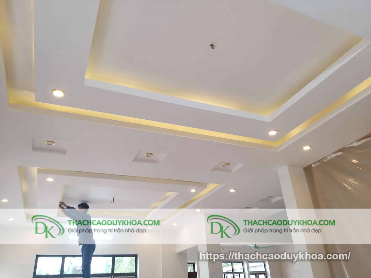 dong-tran-thach-cao-5-laho-FTA4 Đóng trần thạch cao