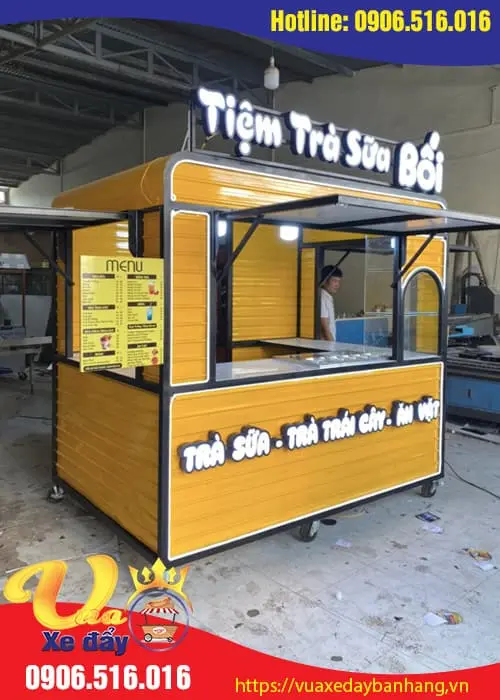 Kiot trà sữa với nhiều loại đồ uống