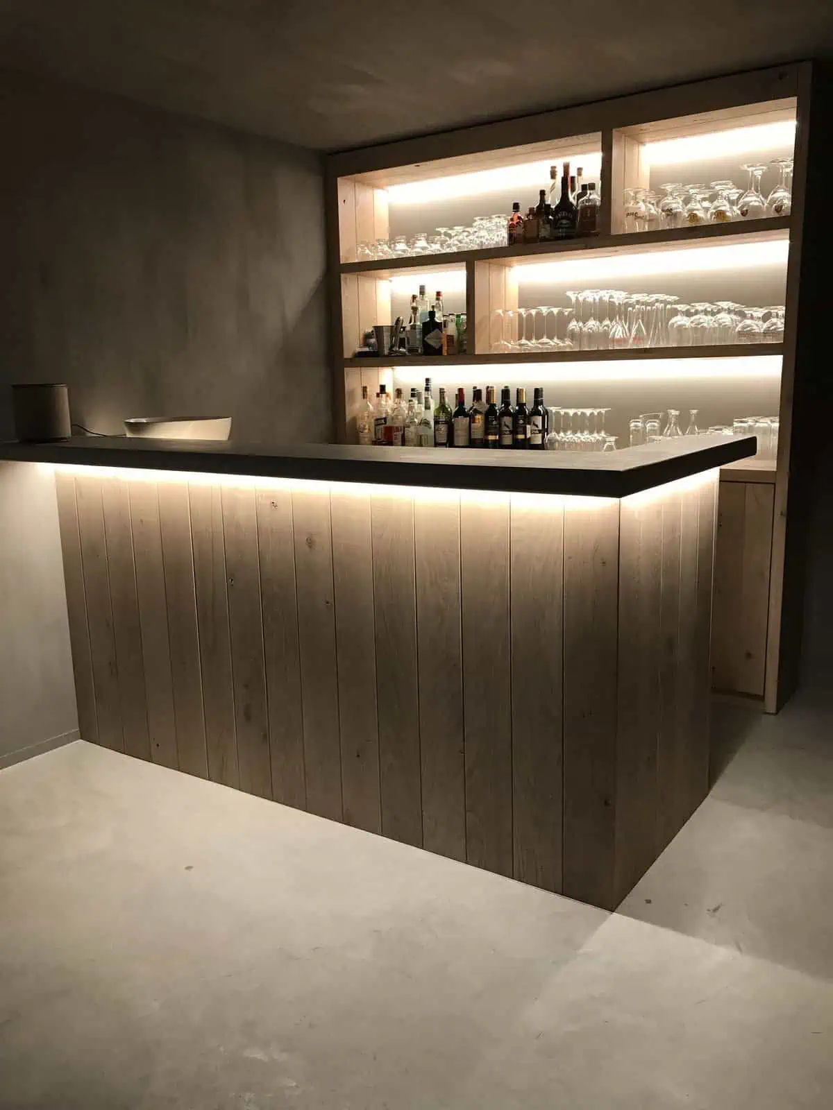 mau-quay-bar-cho-quan-cafe-51 Tổng hợp các mẫu quầy Bar cho quán cafe 2024