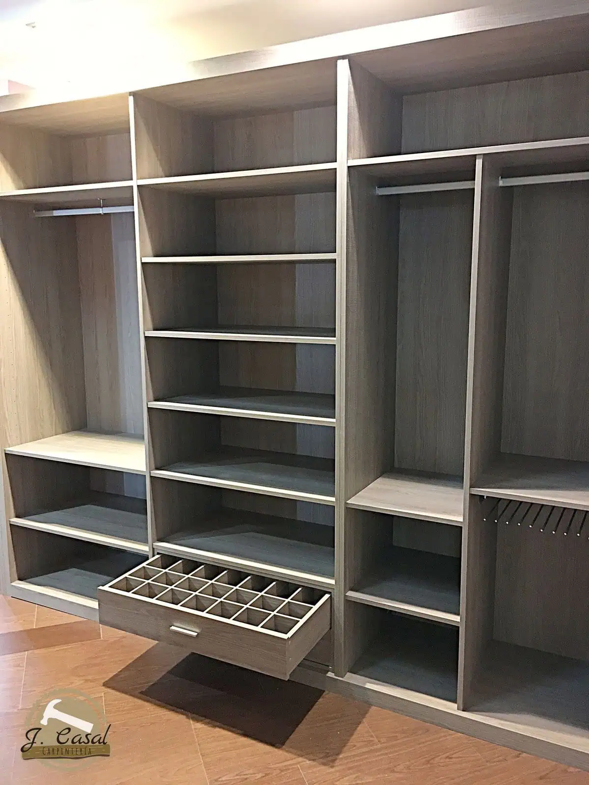 mau-tu-quan-ao-dep-14 Mẫu tủ quần áo gỗ công nghiệp