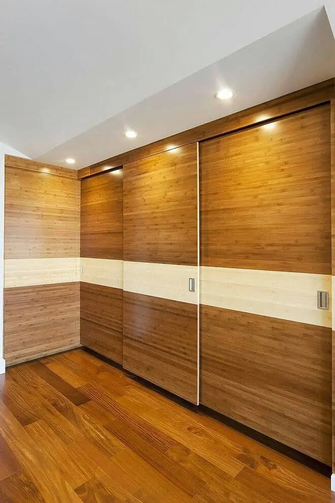 Tủ quần áo âm tường