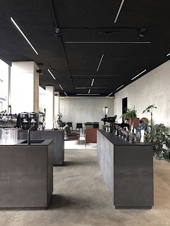 quay bar 16