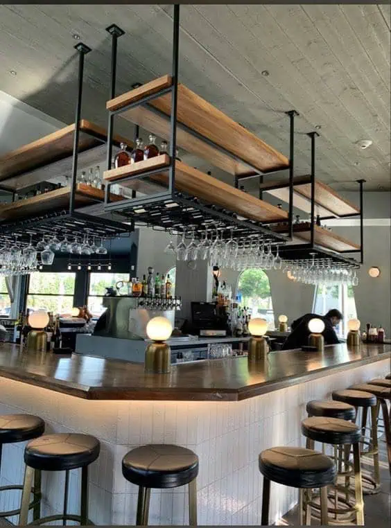 quay-bar-3 Top 50+ mẫu quầy bar chữ L cho quán cafe đẹp