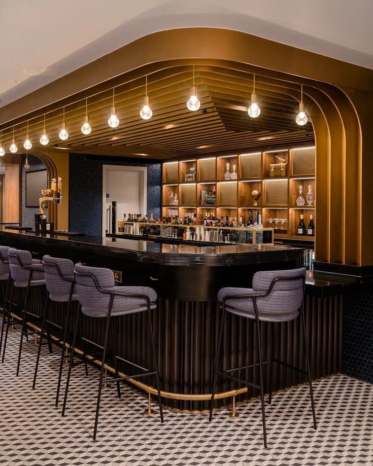 Quầy Bar chữ L bó chéo góc