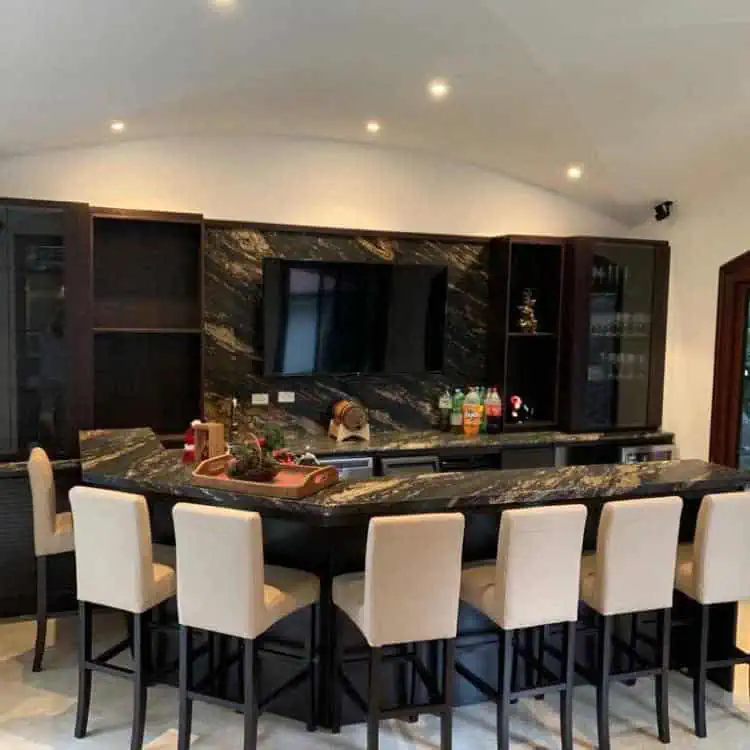 quay-bar-op-da-37 Những lưu ý khi thiết kế quầy bar ốp đá nhân tạo tại nhà