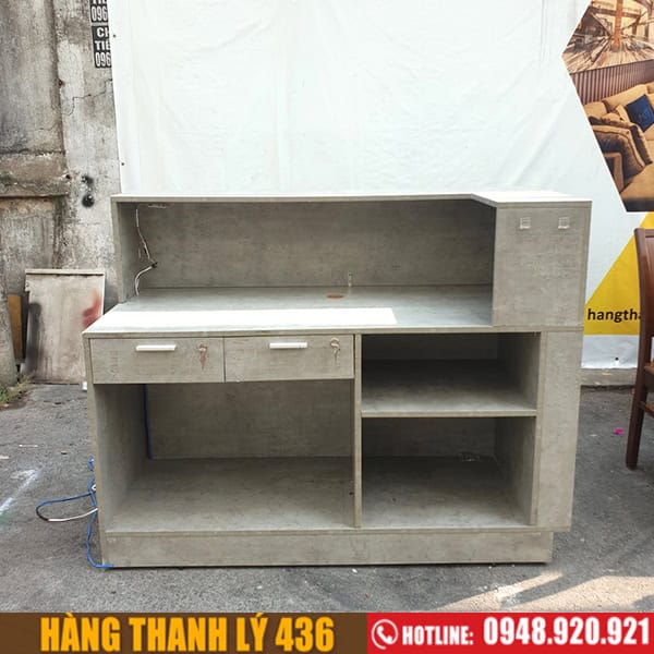 quay-le-tan-cu-laho-l40B Quầy lễ tân cũ