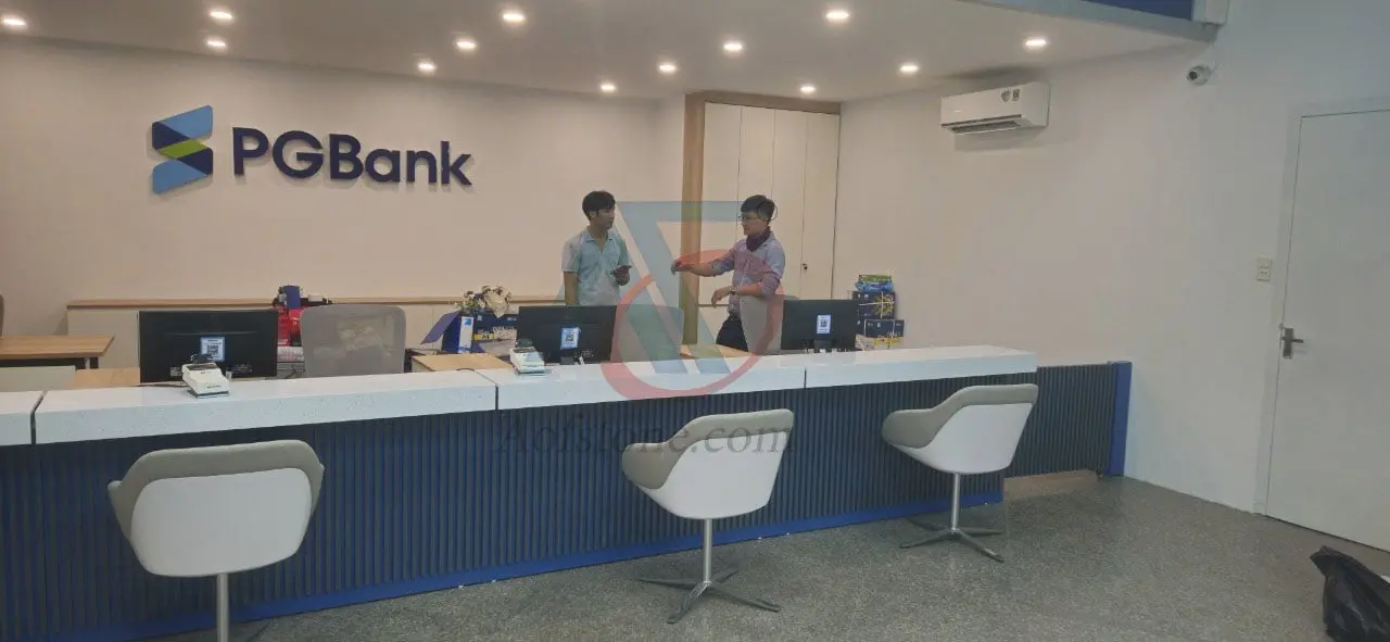 Quầy lễ tân với công nghệ hiện đại