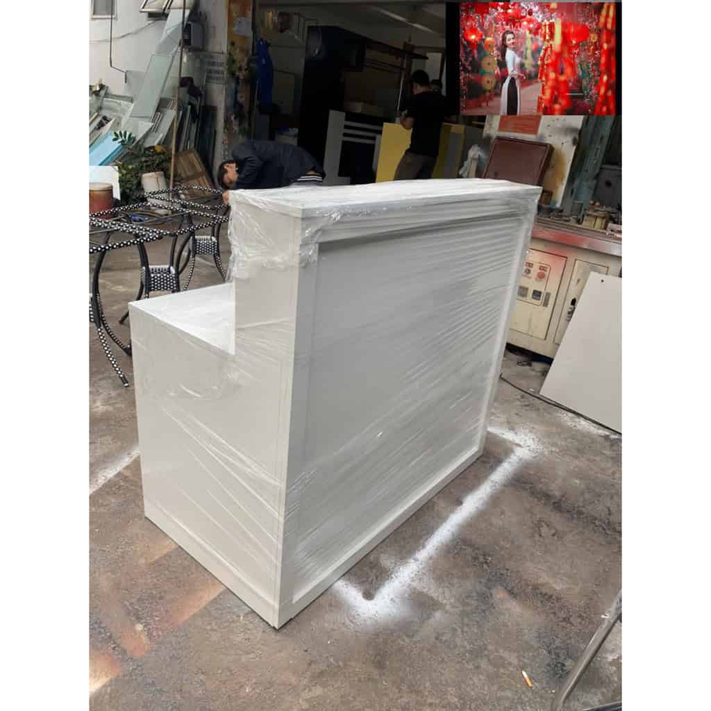 quay-le-tan-shop-quan-ao-laho-41Yt Quầy lễ tân shop quần áo