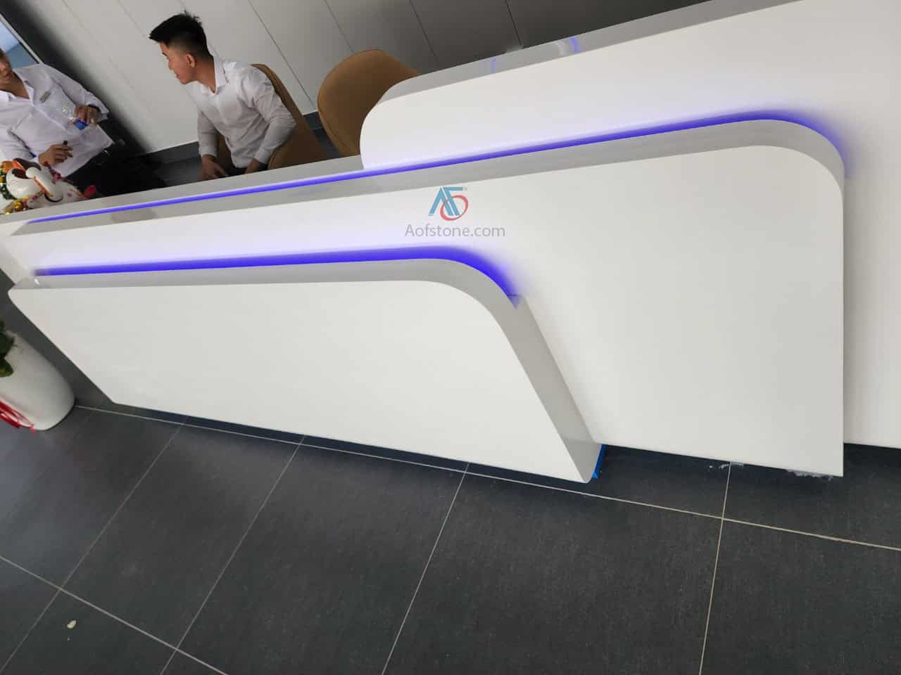 quay-le-tan-vinfast-laho-qQ7d Quầy lễ tân vinfast