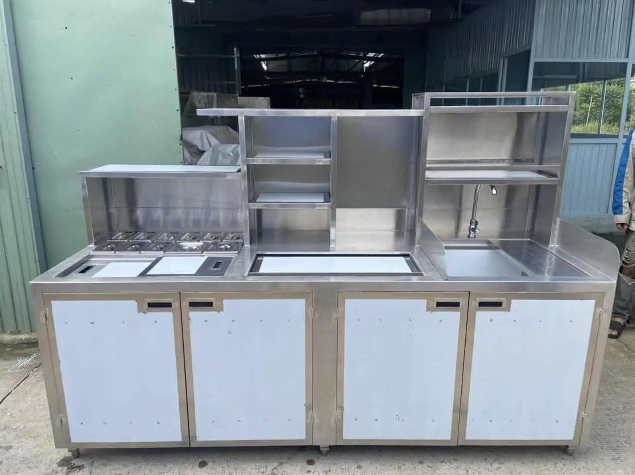 quay-pha-che-inox-tra-sua-8 Quầy Pha Chế Inox Trà Sữa 8 Mẫu Sản Xuất Độc Đáo Và Bền Bỉ