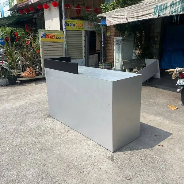 Quầy thu ngân ốp alu