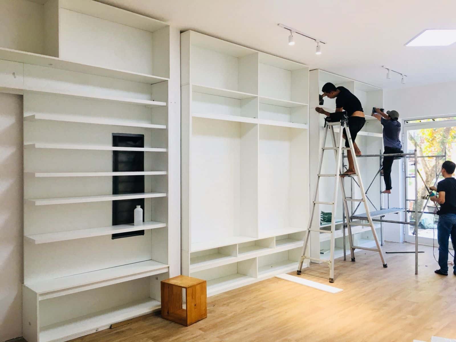 Thi công shop quần áo