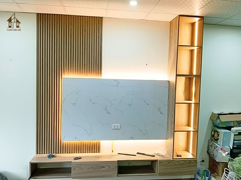 Thi Công Kệ Tivi Nhà Phố 12 Không gian phòng khách có kệ tivi không tên
