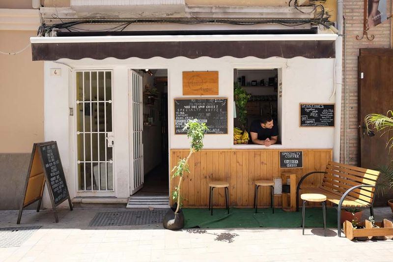 Một thiết kế quầy trà sữa takeaway phong cách hiện đại