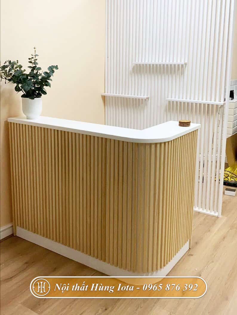 Quầy thu ngân hiện đại bằng kính