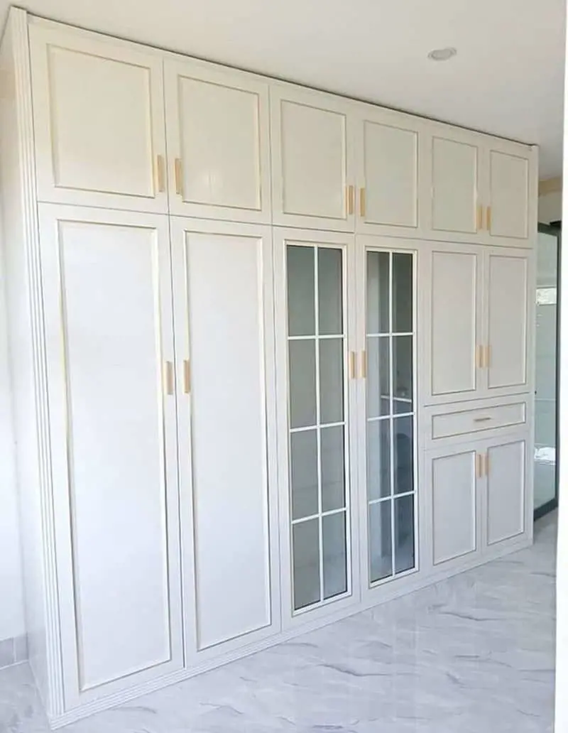 Tủ quần áo kịch trần