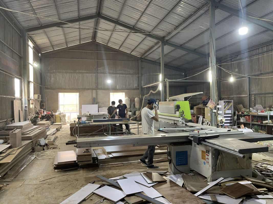 xuong-noi-that-gan-day-4-laho-2keO Xưởng nội thất gần đây
