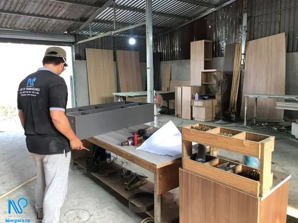 Xưởng sản xuất đồ gỗ
