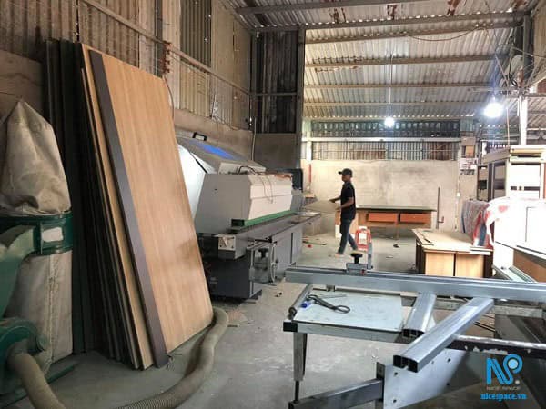 xuong-noi-that-q12-laho-v71E Xưởng nội thất q12